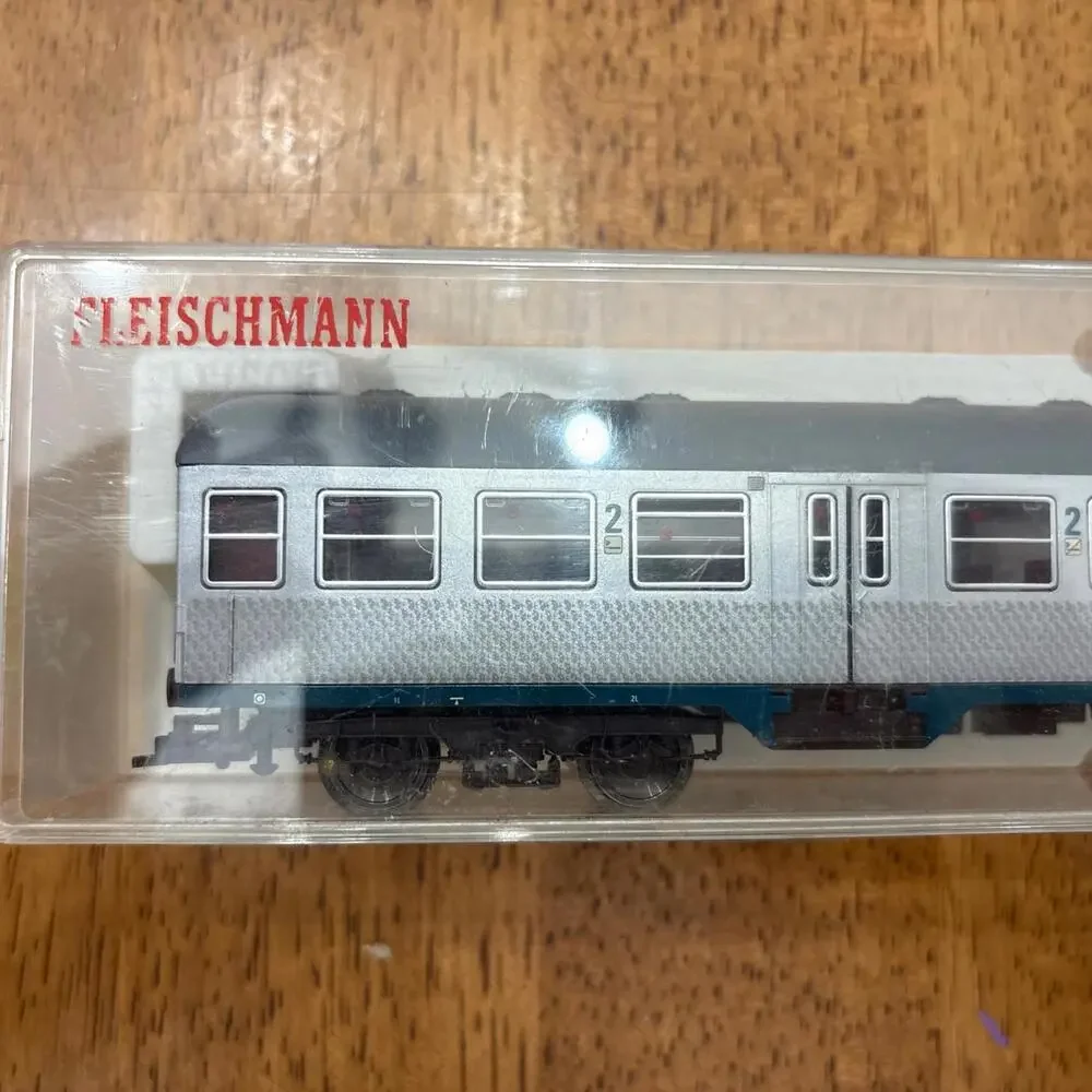 Vintage Fleischmann 5142 HO Model Passenger Train Ferrovie dello Stato Italian